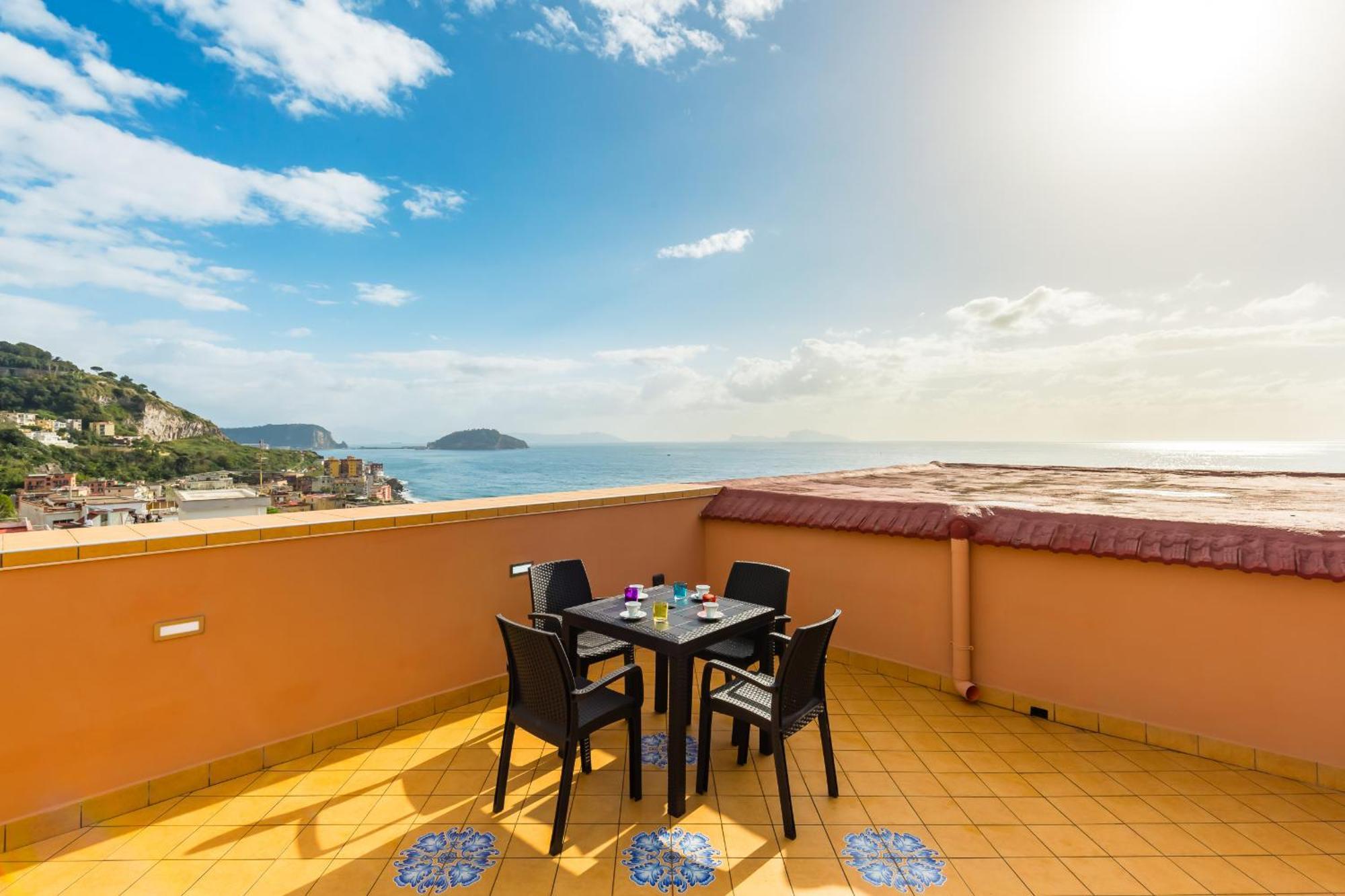 Apartamento Nisida View By Wonderful Italy *